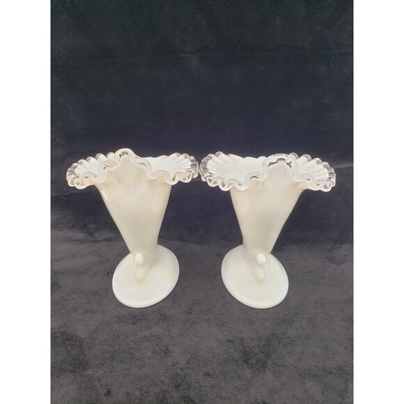 Pair Of Fenton Silver Crest Cornucopia Candleholders 1958-1970 MCM Milk Glass - Picture 5 of 11